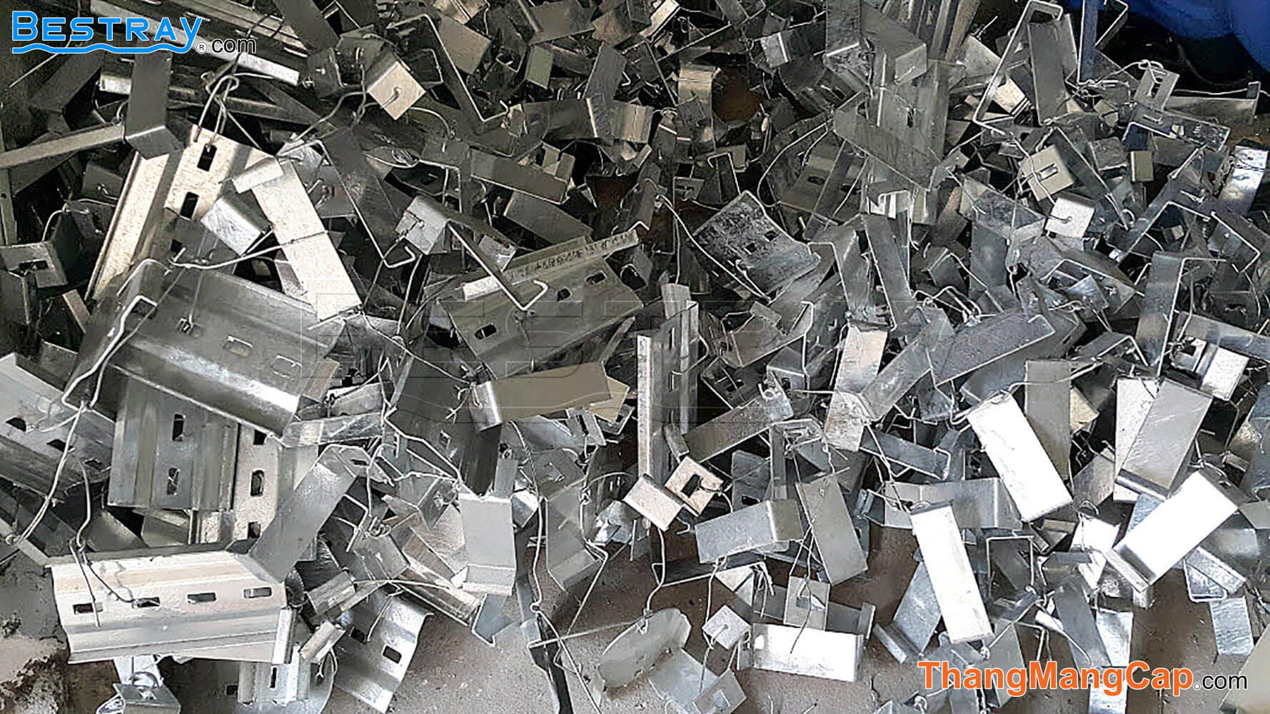 phụ kiện máng cáp